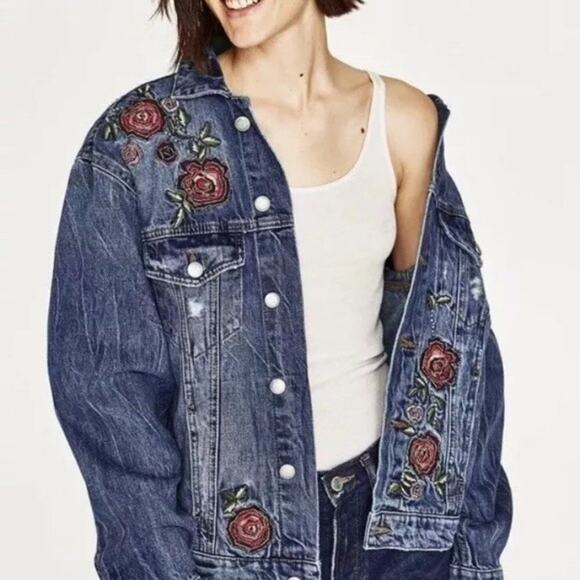 Zara Denim Embroidered Love Roses Oversized Jeans Denimwear Jacket Size Small - Picture 7 of 16
